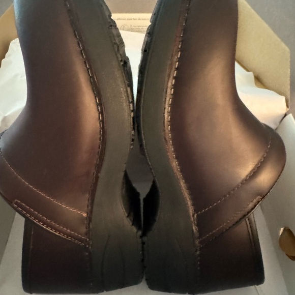 Dansko Brown Leather Mules Supportive Slip-On Clogs - Picture 10 of 12